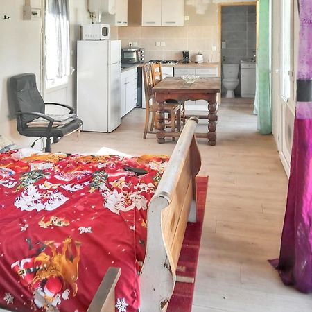 Apartamento Studio Cosy A Bellerive Sur Allier Avec Terrasse Et Jardin 30 M² Exterior foto